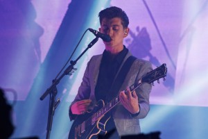 2013Arctic-Monkeys_Glasto_129_tox280613