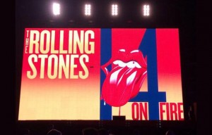 stonesonfire210214w