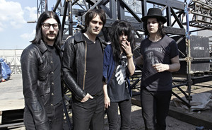 deadweatherAWH260610_0